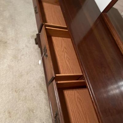 Sale Photo Thumbnail #876