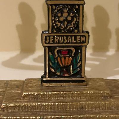 Sale Photo Thumbnail #847