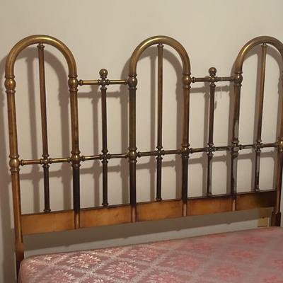 Sale Photo Thumbnail #941