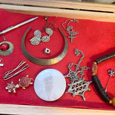 Sale Photo Thumbnail #50