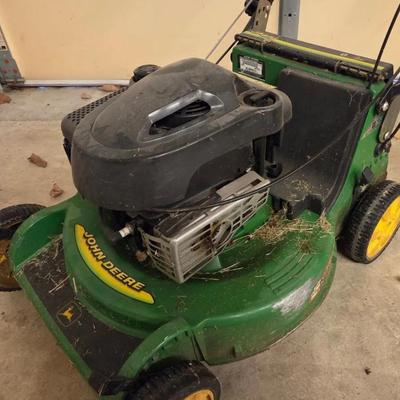 John Deere JA65 Self Propelled Push Mower 6hp With 5 Speeds And 22 Inch Deck