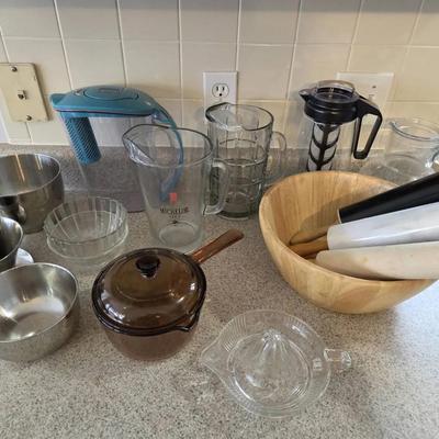 Rolling Pins, Infuser Pitchers, Metal Bowls, CorningWare Vision Amber Pot 1L And More