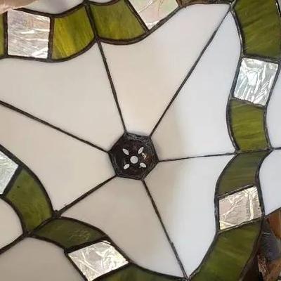 Stained Glass White & Green Lamp Shade