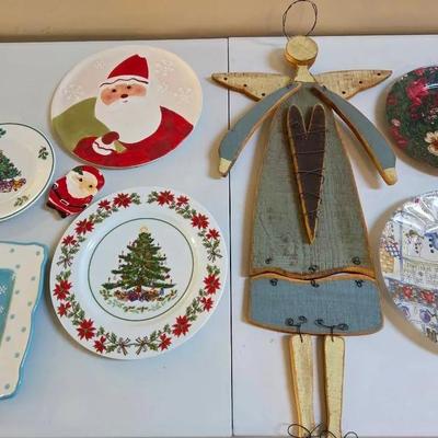 Wood Folk Art Angel And Other Christmas Decor