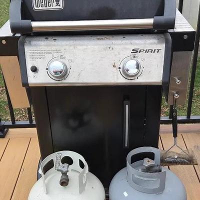 Weber Spirit 21x17 Gas Grill With 2 Propane Tanks And Cover