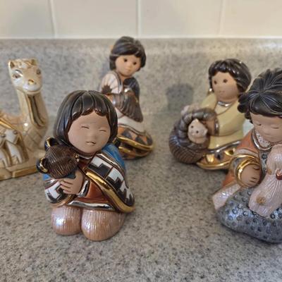 Set Of 5 De Rosa Rinconada Collections Figurines