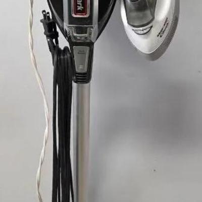 Shark Vacuum Amd Black & Decker Gizmo