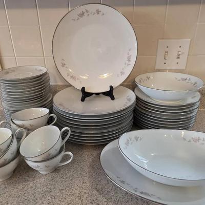 Plate Setting For 11 Noritske Fine China 6314 Pattern Made In Japan