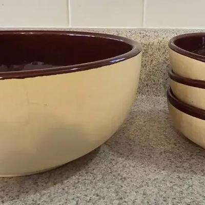 Vintage Watt Ovenware USA Brown Drip Glaze 9 Inch Serving And Salad Bowls