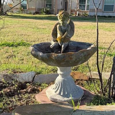 Small Cherub Birdbath