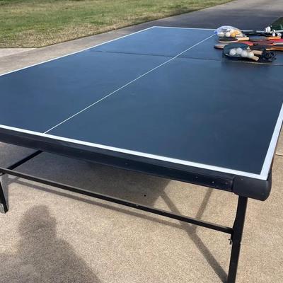 Stiga Privat Roller Foldable Ping-Pong Table With Accessories