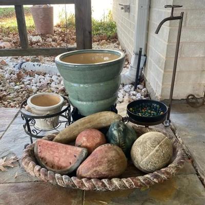 Decorative Pots With Ceramic Fruit Basket