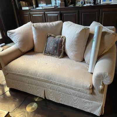 Sale Photo Thumbnail #381