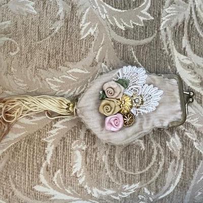 Sale Photo Thumbnail #328