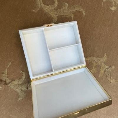 Sale Photo Thumbnail #346