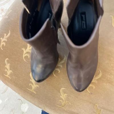 Sale Photo Thumbnail #451