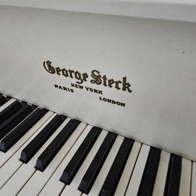 Sale Photo Thumbnail #132