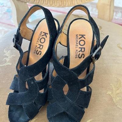 Sale Photo Thumbnail #92