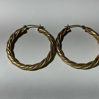 14kt Gold Twisted Hoop Earrings 