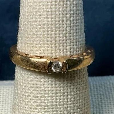 14 K Gold Diamond Heart Cutout Ring