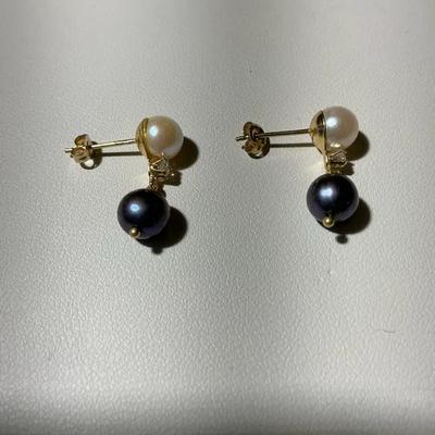 14kt Yellow Gold With White And Black 6mm Pearls 