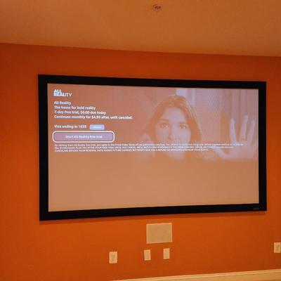 SI Projector Screen