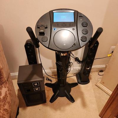 The Singing Machine Karaoke 
