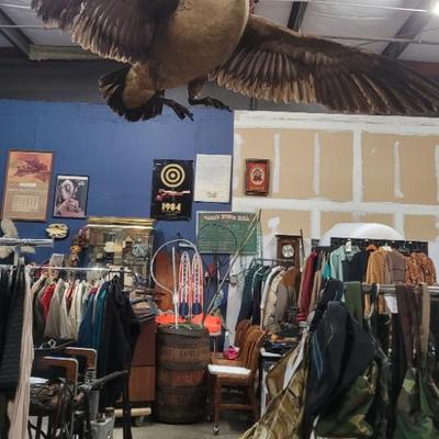 Sale Photo Thumbnail #37