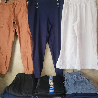 Women's Size L Stretch Waist Pants - Some NWT 