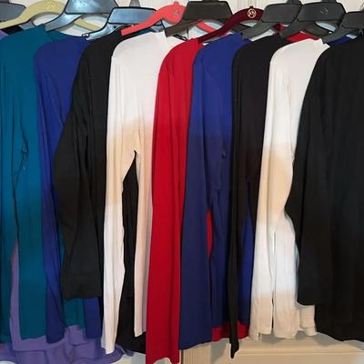 Long Sleeve T-shirts - L