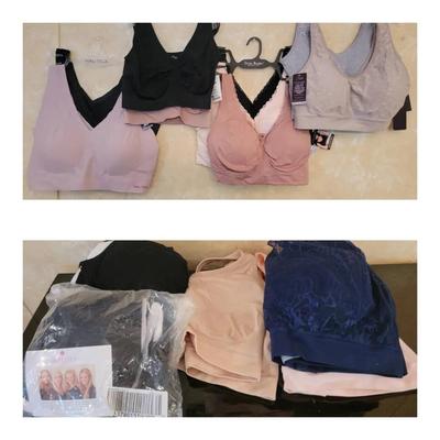 Women's Size 2X Seamless Bras NWT 