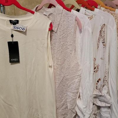 Women's NWT Summer Tops Size Xl