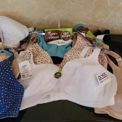 NWT Bras Size 44C