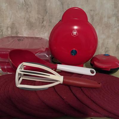 Yes! Chef Waffle Maker And Mini 