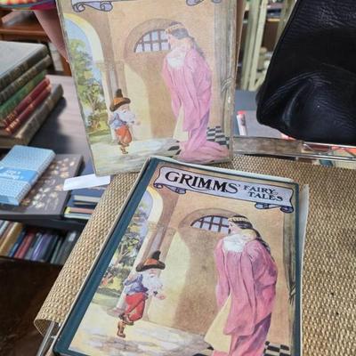 Sale Photo Thumbnail #319