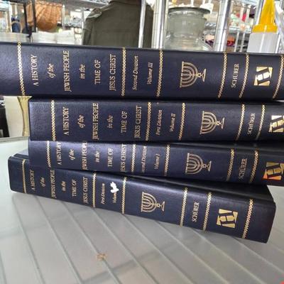 Sale Photo Thumbnail #153