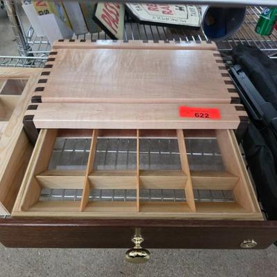 Sale Photo Thumbnail #159