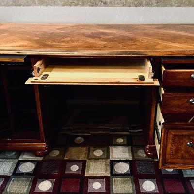 Sale Photo Thumbnail #445