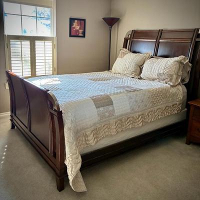 Sale Photo Thumbnail #474