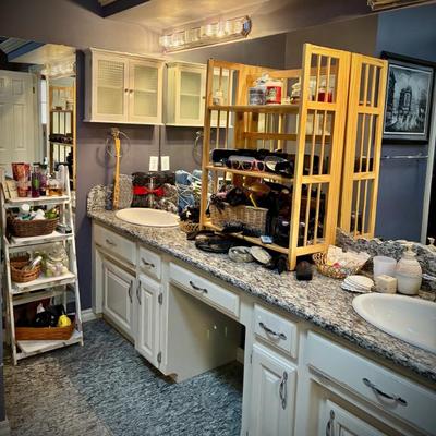 Sale Photo Thumbnail #101