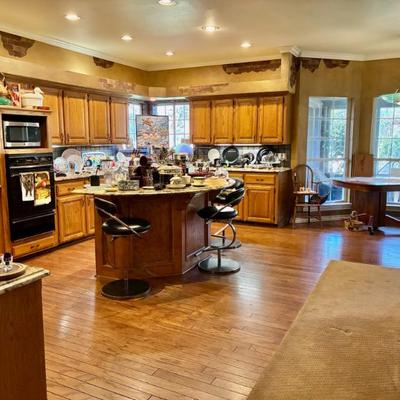 Sale Photo Thumbnail #115