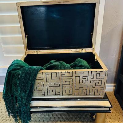 Sale Photo Thumbnail #337