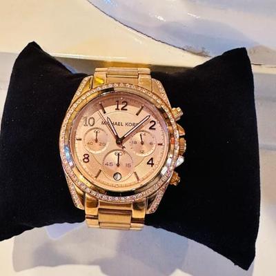 Sale Photo Thumbnail #196