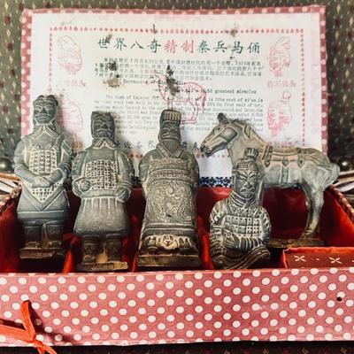 Sale Photo Thumbnail #440