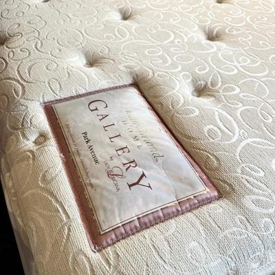 Sale Photo Thumbnail #448