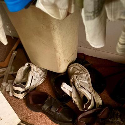 Sale Photo Thumbnail #74