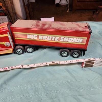 Sale Photo Thumbnail #543