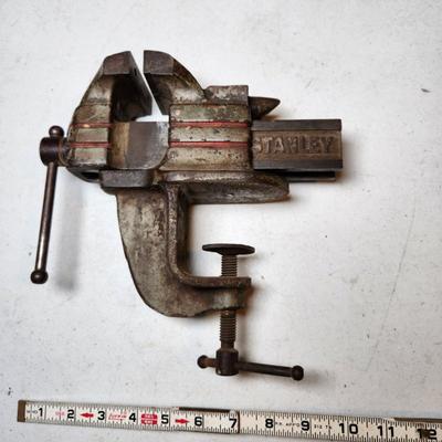 Sale Photo Thumbnail #411