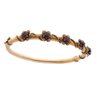 Sale Photo Thumbnail #337: Garnet, 14k Yellow Gold Bracelet