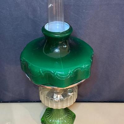 Aladdin "Lincoln Drape" Oil Lamp